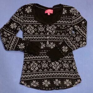 Victoria's Secret Black/White Snowflake Design Top Sz M